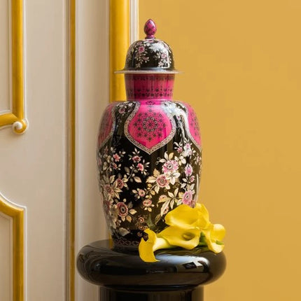 MEISSEN Opulent oriental painting vase, limited edt.