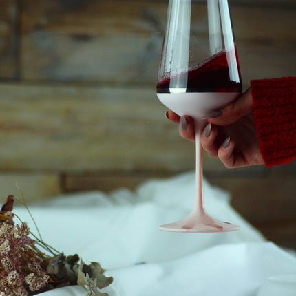 Delight Old Pink hand-painted crystal red wine glass 350 ml