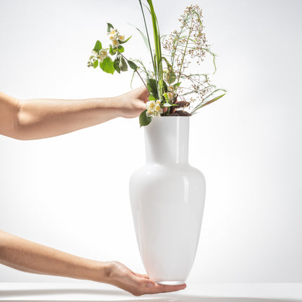 Garden Basic opaque vase - white