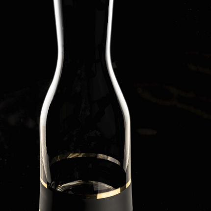 Delight Black hand-painted crystal water carafe 850 ml