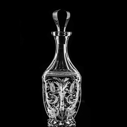 Evpas hand-engraved crystal decanter 610 ml