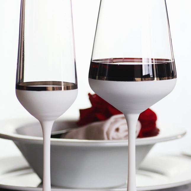 Delight White hand-painted crystal champagne glass 200 ml