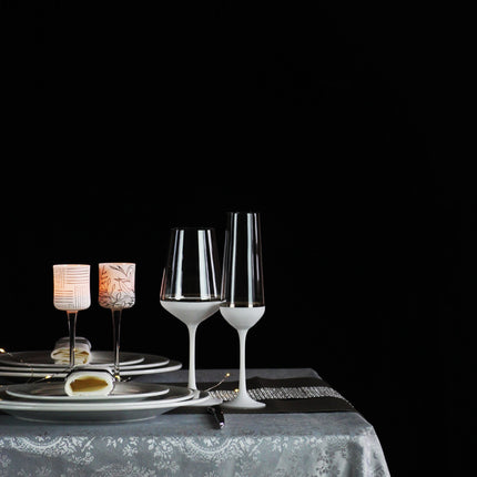 Delight White hand-painted crystal champagne glass 200 ml