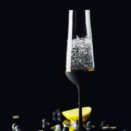 Delight Black hand-painted crystal champagne glass 200 ml