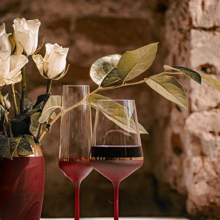 Delight Garnet hand-painted crystal champagne glass 200 ml