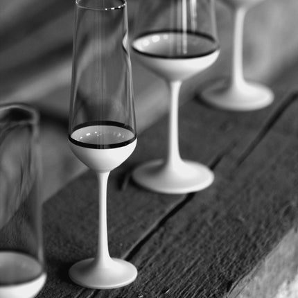 Delight White hand-painted crystal champagne glass 200 ml