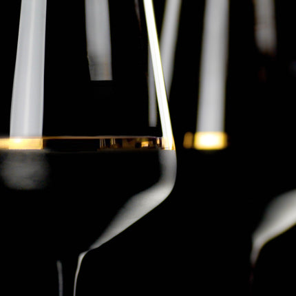 Delight Black hand-painted crystal red wine glass 350 ml