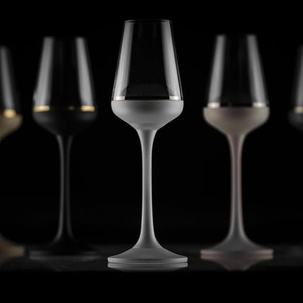 Delight White hand-painted crystal liquer glass 65 ml