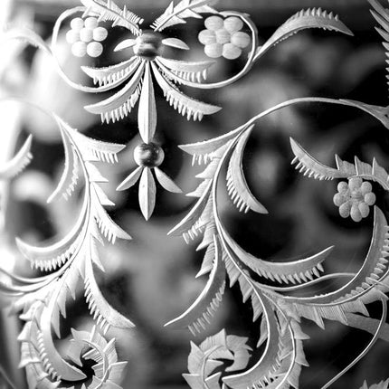 Evpas hand-engraved crystal whisky bottle 1000 ml