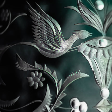 Smoke storm hand-engraved crystal red wine glass 350 ml